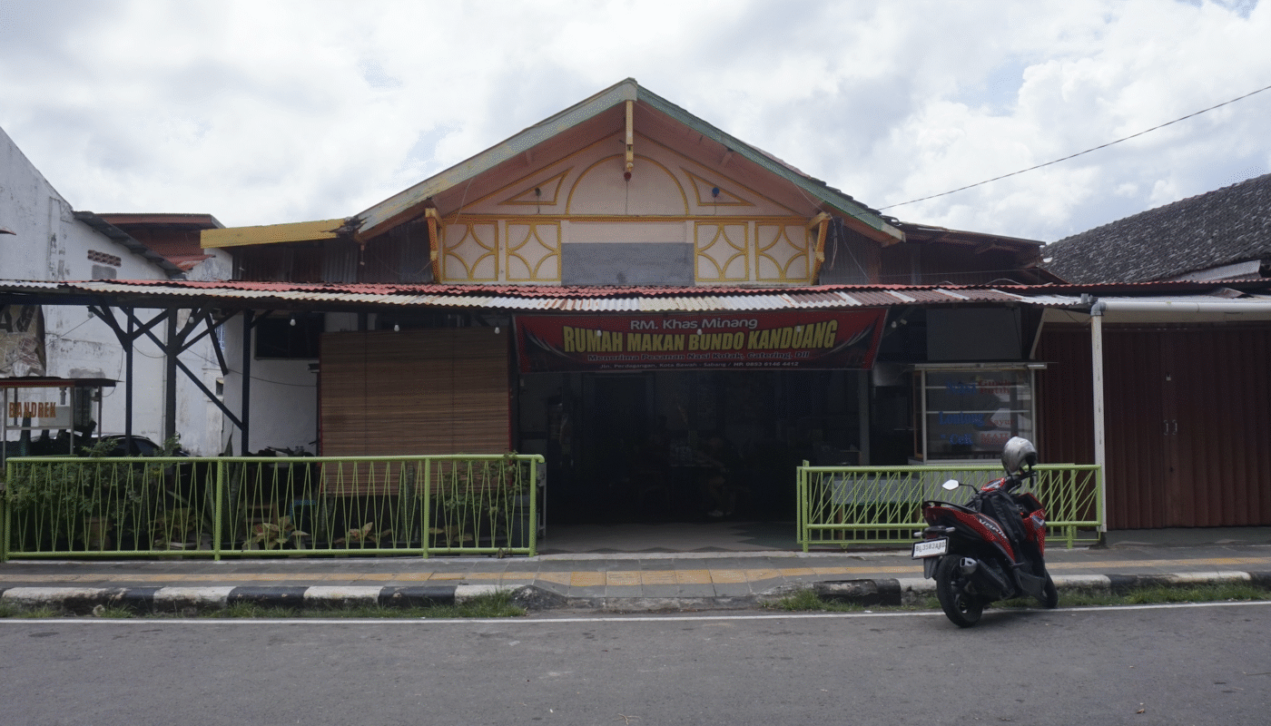 Gedung Tikeng Hwi